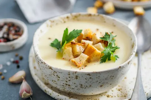 Roasted Cauliflower Soup 