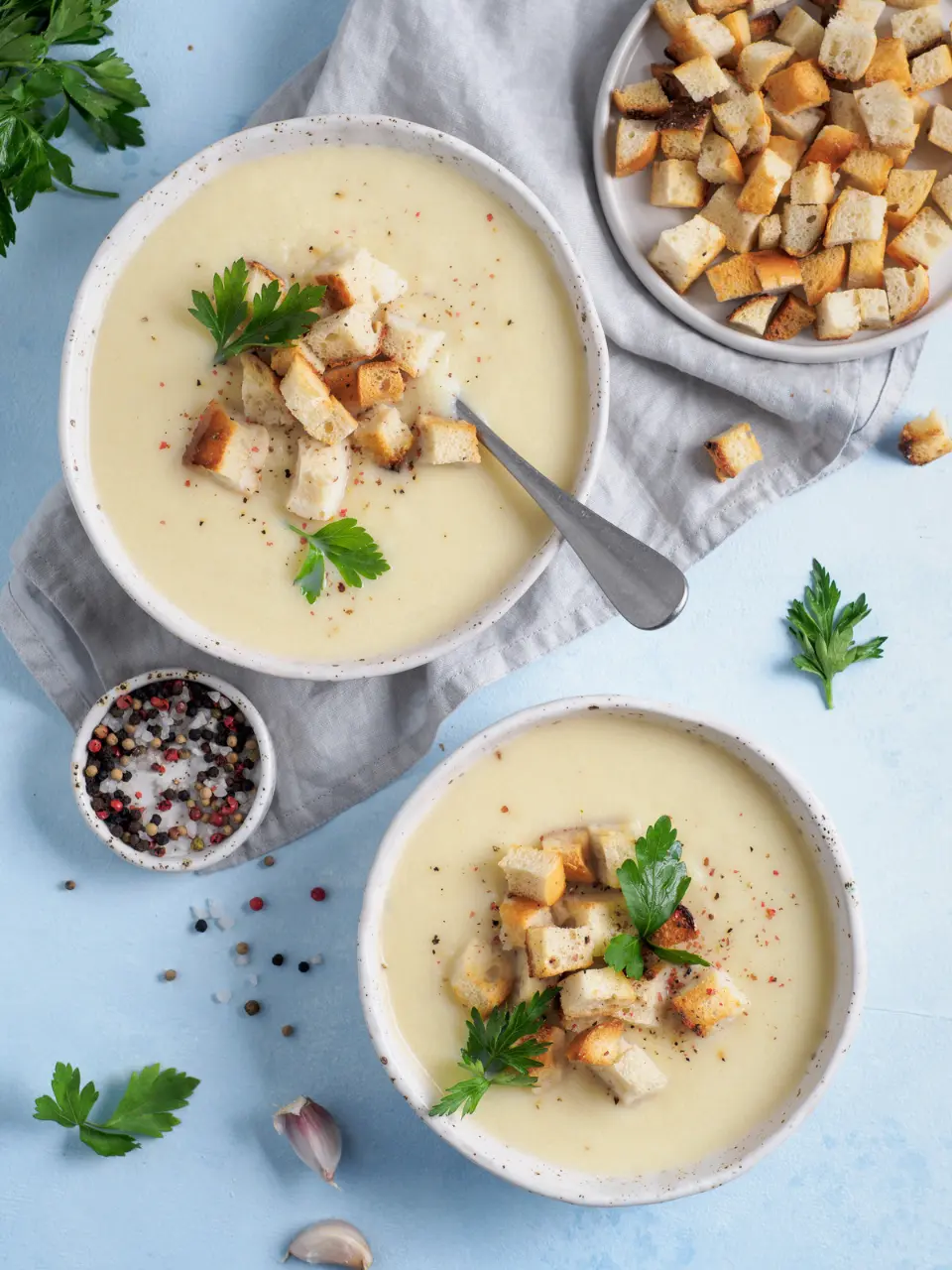 Creamy Roasted Cauliflower Soup