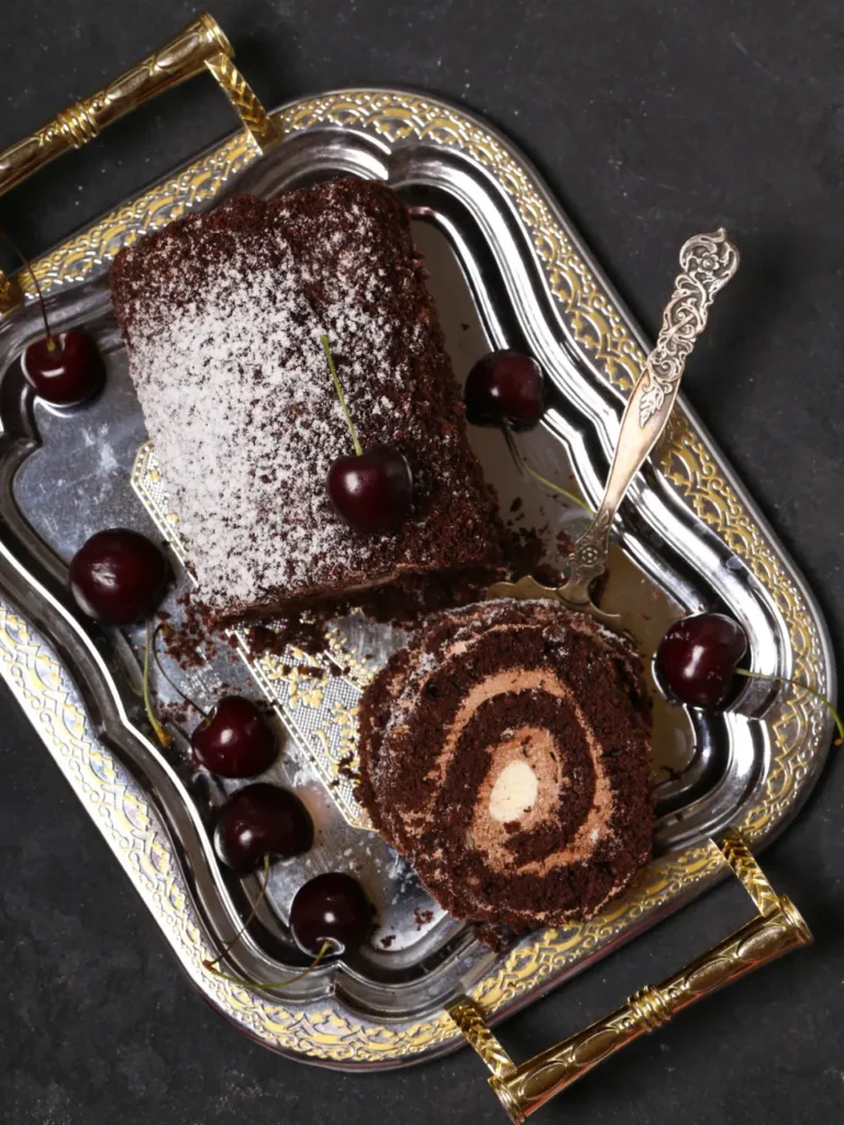 Yule log cake (Bûche De Noël)